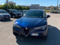 Blu Usata 2019 Alfa Romeo Stelvio Executive SUV | 27.000 € (Buon prezzo)