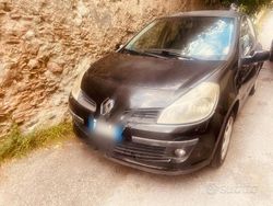 Nero Usata 2008 Renault Clio III Due volumi | 1500 € (Ottimo prezzo)