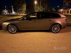 Grigio Usata 2009 Alfa Romeo 159 Progression Station wagon | 1500 € (Ottimo prezzo)