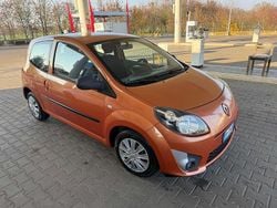 Arancione Usata 2009 Renault Twingo Dynamique Due volumi | 3900 € (Buon prezzo)