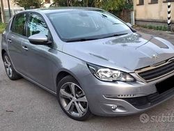 Grigio Usata 2017 Peugeot 308 GT-line Tre volumi | 7500 € (Super prezzo)