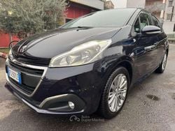 Blu Usata 2016 Peugeot 208 Allure Due volumi | 5900 € (Buon prezzo)