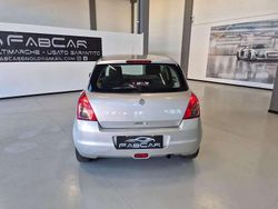 Argento Usata 2010 Suzuki Swift GL Due volumi | 5800 € (Molto cara)