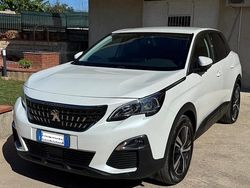 Usata 2018 Peugeot 3008 Active SUV | 16.000 €