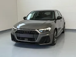 Grigio Nuova 2024 Audi A1 S-Line Due volumi | 25.900 € (Buon prezzo)