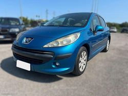 Blu Usata 2008 Peugeot 207 Tre volumi | 2950 € (Buon prezzo)
