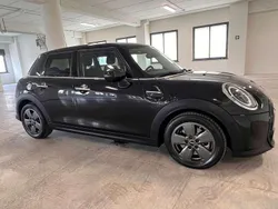 Nero Usata 2022 Mini Cooper S Classic Due volumi | 26.500 € (Ottimo prezzo)