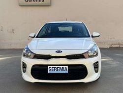 Bianco Usata 2019 Kia Rio Tre volumi | 12.500 € (Cara)