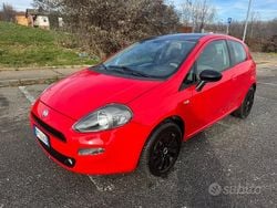 Rosso Usata 2012 Fiat Punto Tre volumi | 4200 € (Cara)