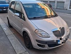 Usata 2004 Lancia Musa Monovolume | 1700 € (Ottimo prezzo)