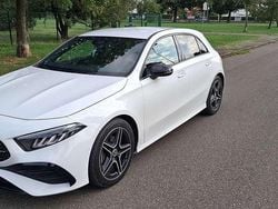 Bianco Usata 2023 Mercedes A200 AMG Line Premium Plus Tre volumi | 33.400 € (Buon prezzo)
