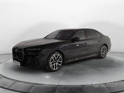 Usata 2024 BMW 740 M Sport Tre volumi | 94.900 €