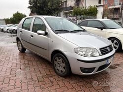 Grigio Usata 2007 Fiat Punto Classica Tre volumi | 1890 € (Buon prezzo)