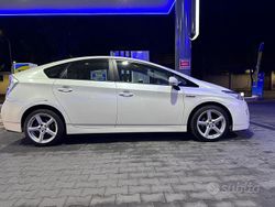 Bianco Usata 2009 Toyota Prius Executive Due volumi | 6100 € (Buon prezzo)