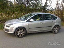Usata 2004 Ford Focus | 500 €