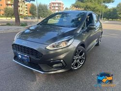 Grigio Usata 2019 Ford Fiesta ST-Line Tre volumi | 10.990 € (Buon prezzo)