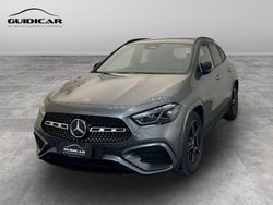 Grigio Nuova 2025 Mercedes GLA200 SUV | 46.800 € (Buon prezzo)