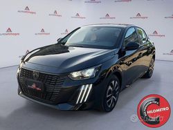 Nero Nuova 2025 Peugeot 208 Style Due volumi | 18.950 € (Buon prezzo)