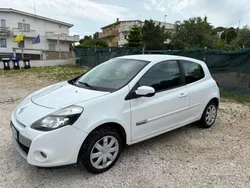 Usata 2010 Renault Clio II Due volumi | 1900 € (Super prezzo)