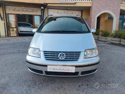 Argento Usata 2010 VW Sharan United Monovolume | 5499 € (Buon prezzo)