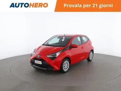 Rosso Usata 2021 Toyota Aygo Connect Style Due volumi | 13.599 € (Buon prezzo)