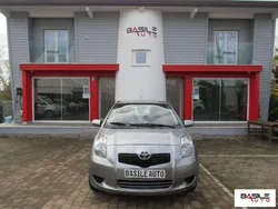 Grigio chiaro Usata 2008 Toyota Yaris Due volumi | 4950 € (Buon prezzo)
