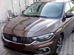 Marrone Usata 2016 Fiat Tipo Tre volumi | 6500 €