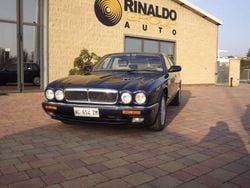 Blu/azzurro Usata 1995 Jaguar XJ6 Tre volumi | 9500 €
