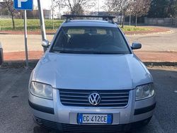 Grigio Usata 2003 VW Passat Station wagon | 1000 €