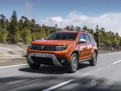 Vari colori Usata 2021 Dacia Duster Essentiel SUV | 11.990 € (Super prezzo)