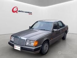 Marrone Usata 1991 Mercedes E250 Tre volumi | 21.990 €