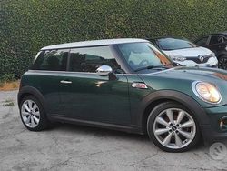 Usata 2011 Mini Cooper D Due volumi | 3700 €