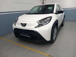 Bianco Nuova 2025 Toyota Aygo X Active SUV | 15.900 €