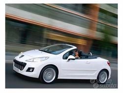 Bianco Usata 2012 Peugeot 207 Cabrio | 2500 €