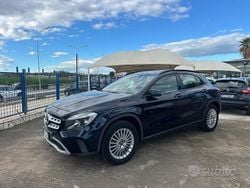 Blu Usata 2018 Mercedes GLA200 Executive SUV | 18.600 € (Buon prezzo)