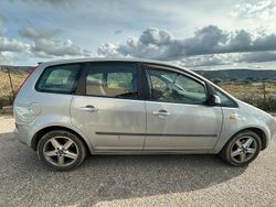 Usata 2004 Ford C-MAX Monovolume | 1700 € (Buon prezzo)