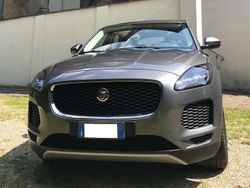 Grå Begagnad 2018 Jaguar E-Pace First Edition SUV | 20.000 € (Marknadspris)