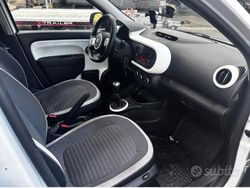 Bianco Nuova 2025 Renault Twingo Due volumi | 10.000 € (Super prezzo)
