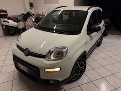 Bianco Usata 2022 Fiat Panda Due volumi | 11.900 € (Buon prezzo)