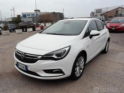 Bianco Usata 2019 Opel Astra Innovation Tre volumi | 8900 € (Buon prezzo)