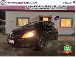 Nero Usata 2010 Opel Corsa Cosmo Tre volumi | 5500 € (Molto cara)