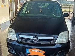 Nero Usata 2009 Opel Meriva Monovolume | 1700 € (Buon prezzo)