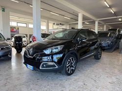 Nero Usata 2016 Renault Captur Iconic SUV | 10.999 € (Cara)