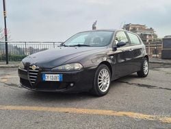 Nero Usata 2005 Alfa Romeo 147 Due volumi | 1700 € (Buon prezzo)