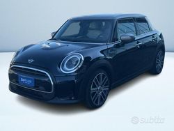 Nero Usata 2022 Mini Cooper Due volumi | 21.600 € (Buon prezzo)