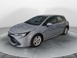 Grigio Usata 2021 Toyota Corolla Active Tre volumi | 17.000 € (Buon prezzo)