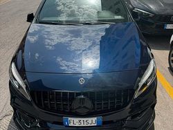 Blu Usata 2017 Mercedes A45 AMG AMG Tre volumi | 27.000 € (Ottimo prezzo)