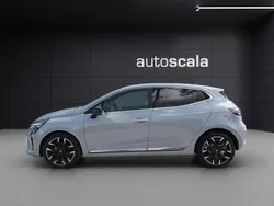 Grigio Nuova 2025 Renault Clio V Techno Tre volumi | 19.490 € (Buon prezzo)