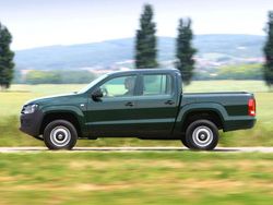 Nero Usata 2014 VW Amarok Highline Pick-up | 18.990 € (Molto cara)