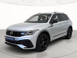 Reflex silver metallizzato Usata 2024 VW Tiguan R-line SUV | 37.900 € (Molto cara)